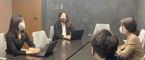 20代から幅広い経験や大きな裁量等の成長機会が得られ、昇進・昇格のスピードも早い