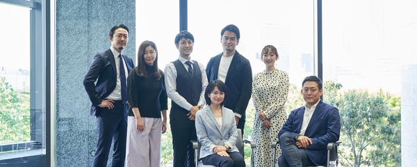 多様なバックグラウンドを持つプロフェッショナルが集まる