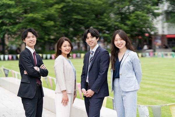 多業界・多業種出身の若手社員が活躍中